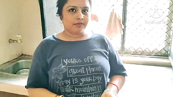 Naughty Indian Bhabhi Seduces The Neighbor’s Young Stud