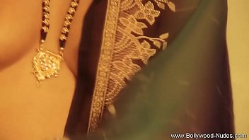 Enchanting Indian Temptress Moves Like A Dream