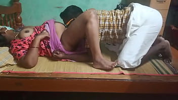 Hot Desi Village Aunty Gets Wild In Homemade Video