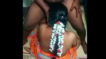 Sizzling Indian Aunty’s Steamy Bedroom Escapades Caught On Camera