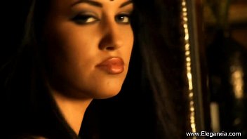 The Alluring Charm Of Indian Women: A Sensual Celebration Of Beauty