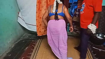 Hot Desi Aunty Seduces Young Indian Stud In Steamy Encounter