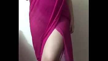 Curvy Indian Wife Teasing With Naughty Moves