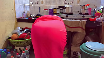 Shy Indian Stepmom Discovers The Wild Thrill Of Her First Glory Hole With Her Eager Stepson