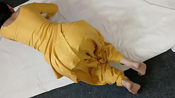 Meri Chachi Ki Rasili Moti Gol Gaand Wali Hindi Sex Video