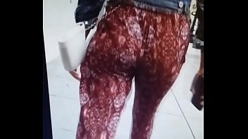 Curvy Desi Hips That Won’t Quit