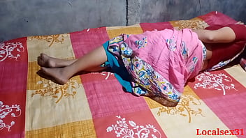 Desi Housewife Gets Wild In Doggy Style – Official Video By Localsex31