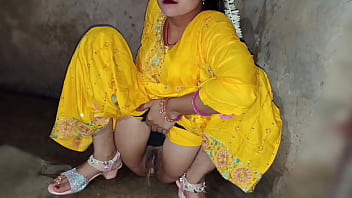 देशी भाभी के साथ गंदी बातें करते हुए आडियो