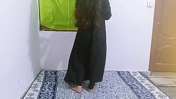 Seductive Desi Bhabhi Ferzana Sneaks Around In Her Abaya For A Steamy Affair