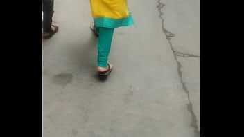 Curvy Indian Beauty Showing Off Her Luscious Backside