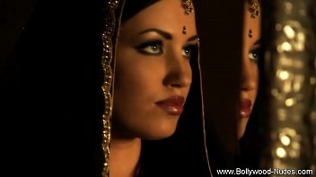 Sensual Desi Dance Of Seduction