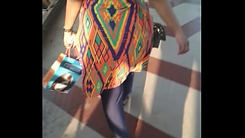 Curvy Indian Aunty Swaying Her Juicy Hips With Every Step