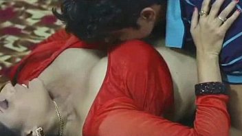 Savita Bhabhi’s Steamy Encounter With A Young Admirer