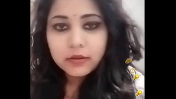 Sona Bhabhi’s Bigo Live Tease Leaves Little To The Imagination