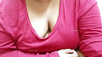 Voluptuous Asian Bhabhi With Natural Curves And Tempting Tits