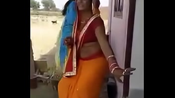 Swaying With The Neighborhood Aunty