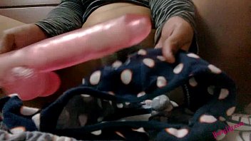 Indian Beauty Lily Takes A Creamy Load