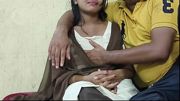 Hot Indian Bhabhi Ashu’s Steamy Viral Mms