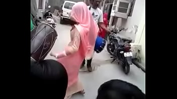 कानपुर की भाभी का जलवा