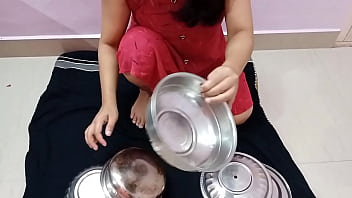 बर्तन बेचने आई नवयुवती भाभी की रात भर की चुदाई