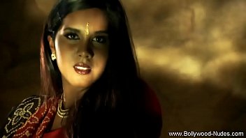 Sensual Bollywood Beauty Bares All