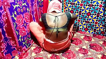 सासु माँ, तुम्हारी हर अदा मुझे बेकरार कर देती है