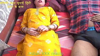 Meri Indian Step Sister Ke Baal Wali Bagal Dekho!