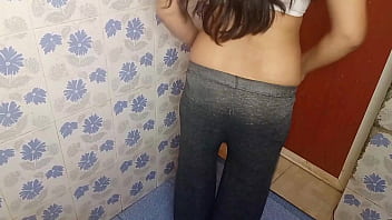 Morning Bliss: Bhabhi’s Squirting Pee Compilation
