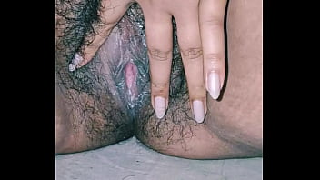 Curvy Desi Bhabhi With Voluptuous Charms