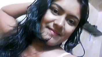 Desi Bhabhi’s Sensual Allure Revealed
