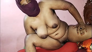 Desi Bhabhi And Uncle’s Intense Indian-style Encounter