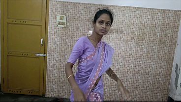 Curvy Desi Bhabhi Gets A Rough Ride From The Neighbor Uncle