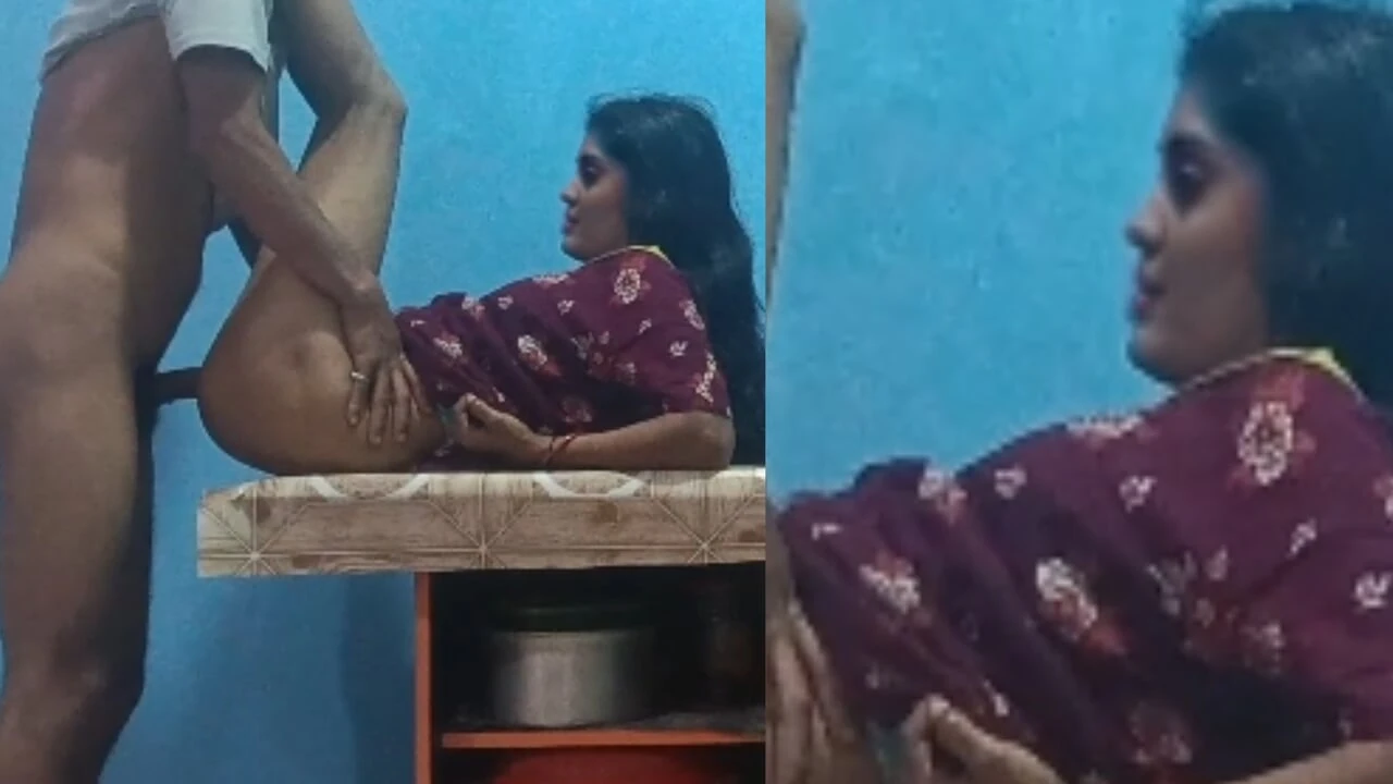Village Bhabhi Chiting Husband On Bed Desi Wife Ne Pati Ko Dhokha Diya