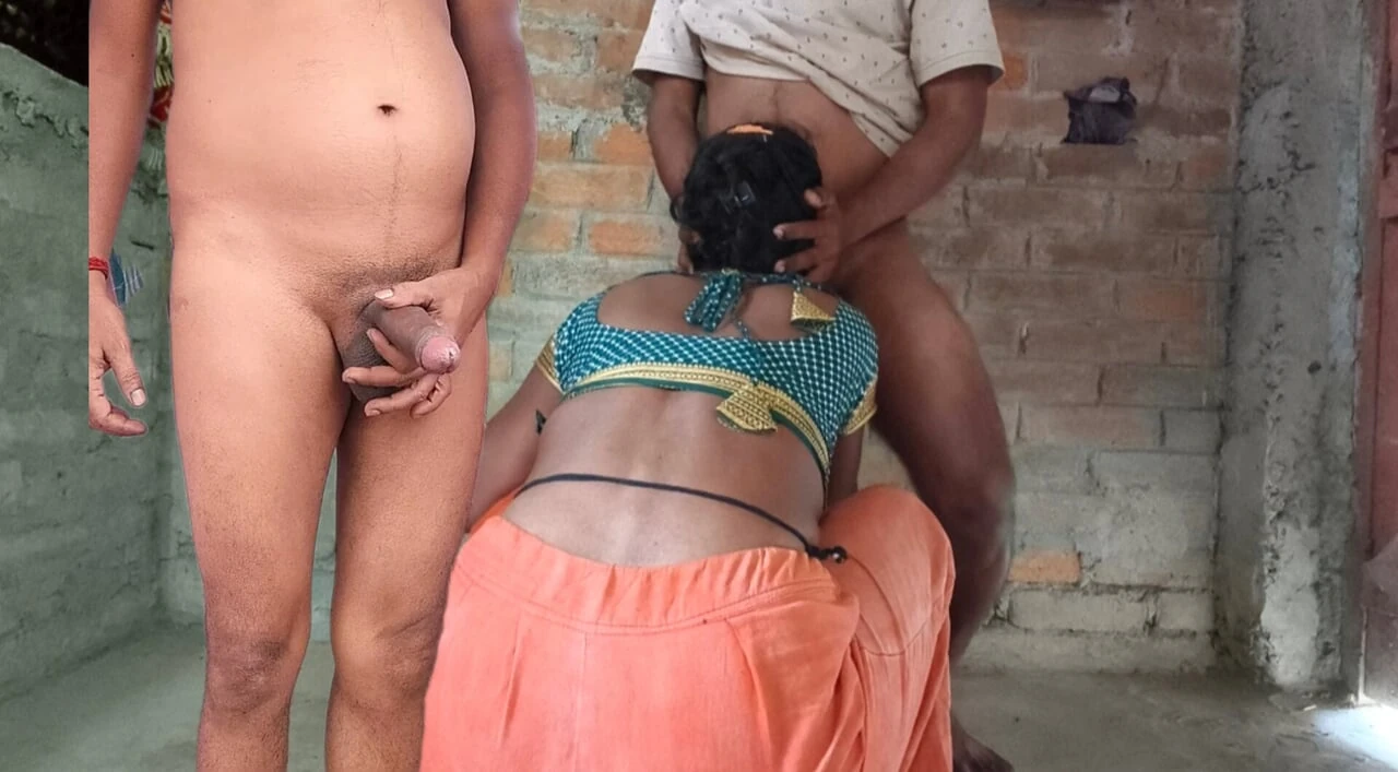 Big Boobs Wali Desi Madhu Bhabhi Ki Bhaiya Ne Daba Ke Chut Pela.indian College Girlfriend Jab Sasural Se Aye To Boyfriend Bedroom Me Choda
