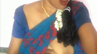 Curvy Desi Aunty Pleasures Herself With Deep Fingering