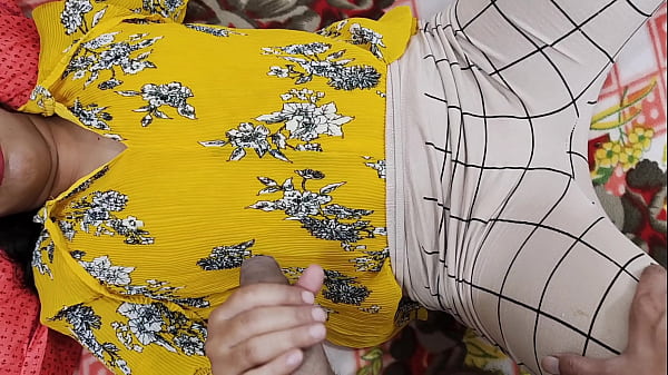 Passionate Desi Lovers’ Intimate Encounter With Explicit Hindi Dialogue