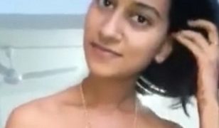 Desi Kamsin’s Intimate Encounter: A Sensual Oral Pleasure Video