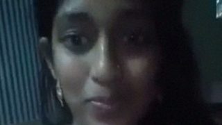 Sexy Curvy Bangla Babe Strips Bare And Fingers Herself Into A Wild Orgasm