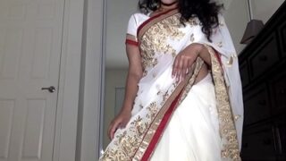 Sultry Chennai Milf Bares All In Steamy Tamil Webcam Show