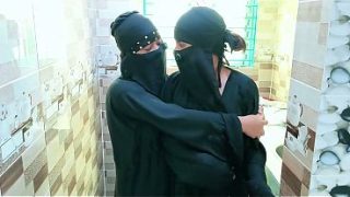 Spicy Desi Bhabhis Sizzle In A Steamy Kitchen Encounter