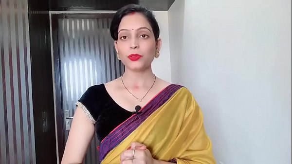 Sultry Saree Seductress: Indian Bhabhi’s Alluring Whispers