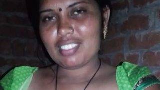 Naked Village Desi Girl In A Leaked Mms