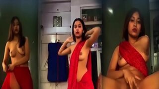 Watch An Indian Desi Girl Seductively Peel Off Her Saree In A Steamy Nude Video